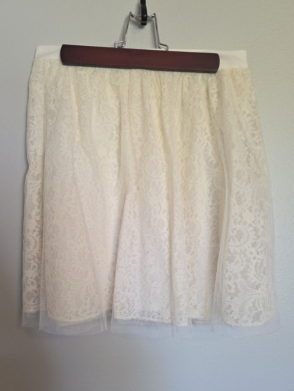 Express Cream Lace High Wasited Circle Skirt